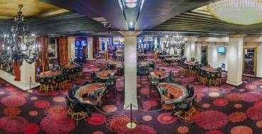 Casino Adjara Tbilisi: Просторный зал