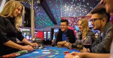 Casino Interlaken at Congress Center Kursaal: Настольные игры